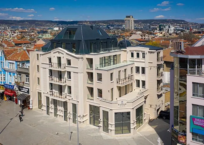 Luxury One Bedroom In Apartment *